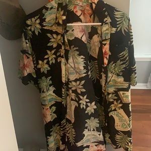 Hawaiian button up